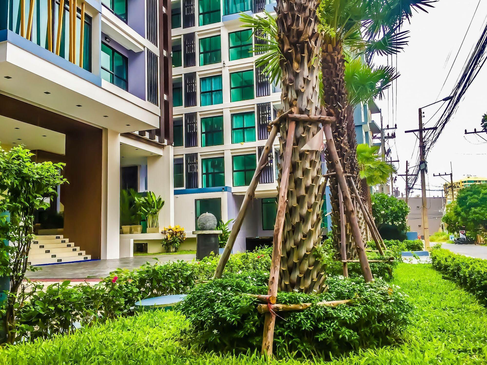 Hotel Siam Oriantal Tropical Garden By Parikal Pattaya